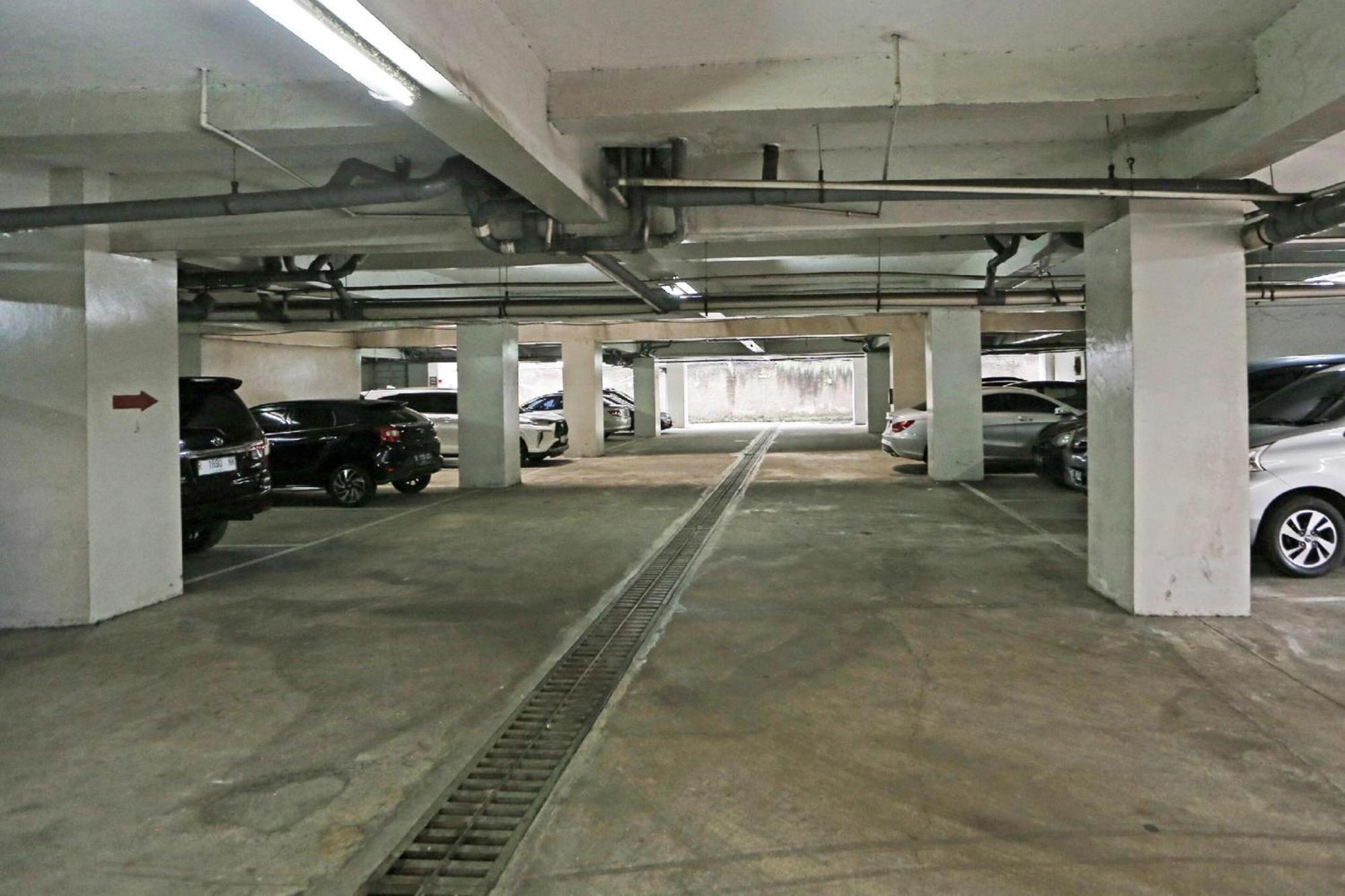 Super Oyo Townhouse Oak Hotel Fiducia Serpong Exteriér fotografie